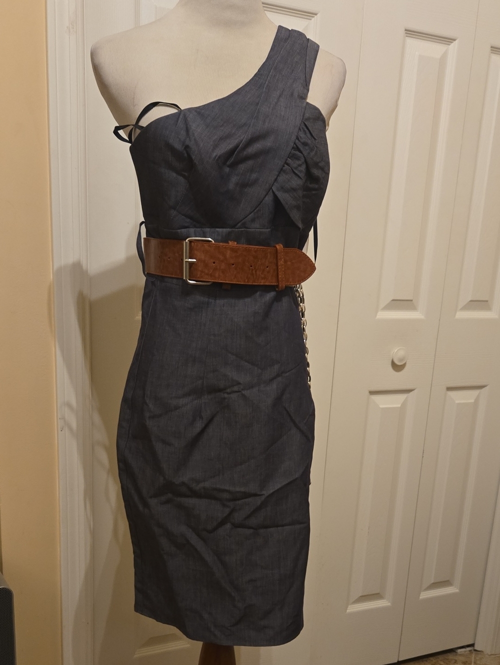 NWT VOOM By Joy Han One-Shoulder Navy Blue Sheath Dress with Brown Belt Sz XS/S